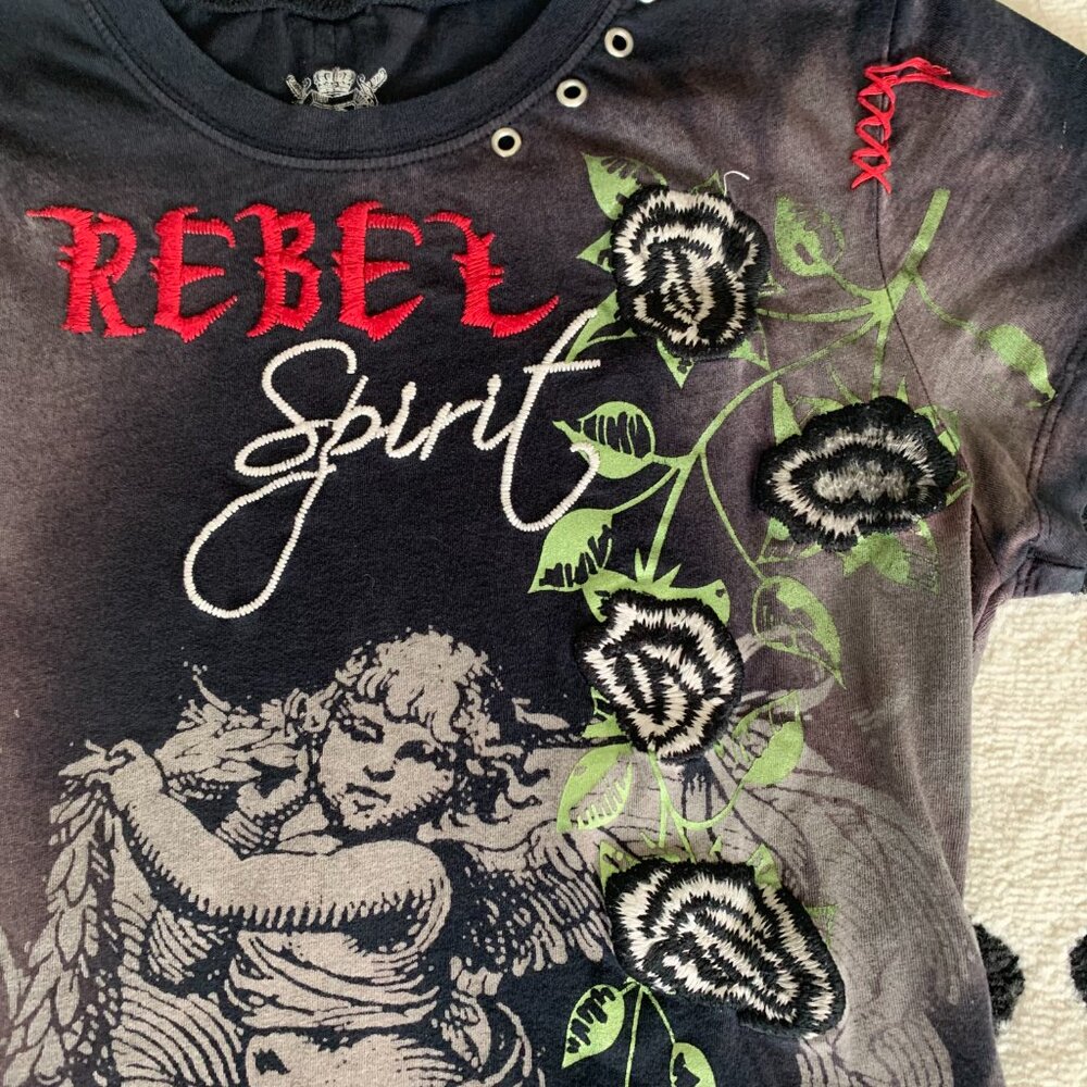 Rebel Spirit Black Embroidered Graphic Royal Way Of Life Shirt T-Shirt - Picture 2 of 12